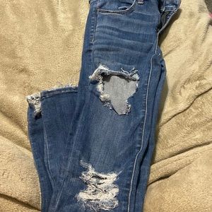 American Eagle Jeans Ripped Size 4